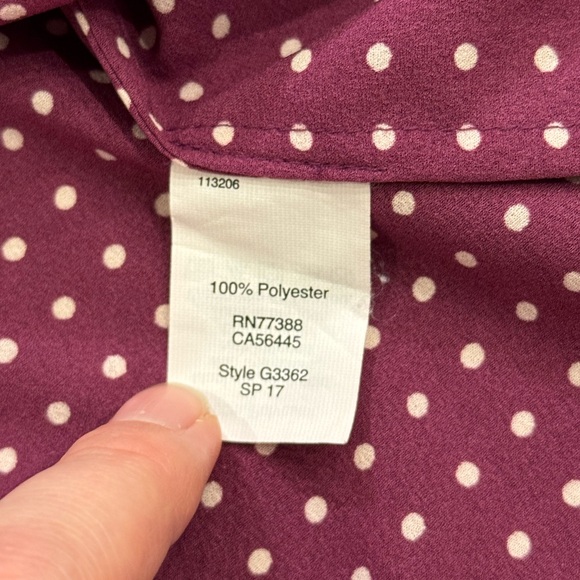 J. Crew Blouse Women Size 12 Purple Polka Dot V-Neck Flutter Cap Sleeve Shirt - Picture 8 of 9
